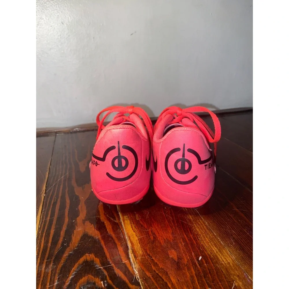 Nike Tiempo Legend 9 Club FG MG Kid Soccer Cleats Bright Pink 4Y Sporty Athletic